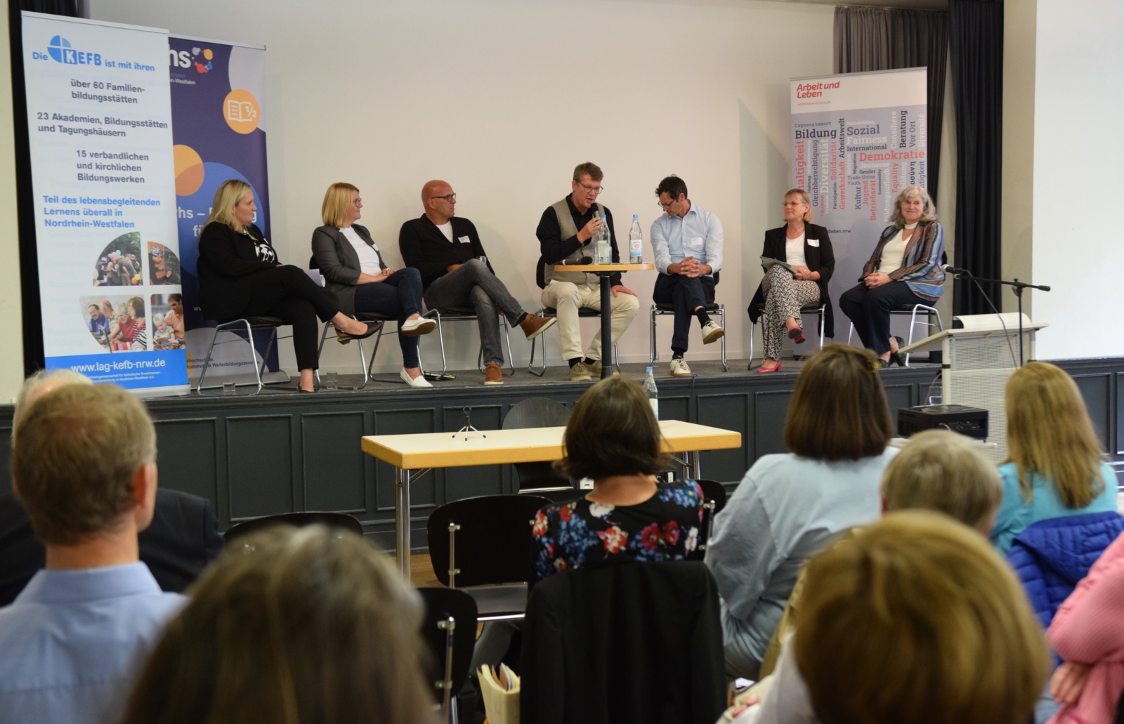 Podiumsdiskussion zum Thema „Gemeinsam für die Fachkräfteoffensive“