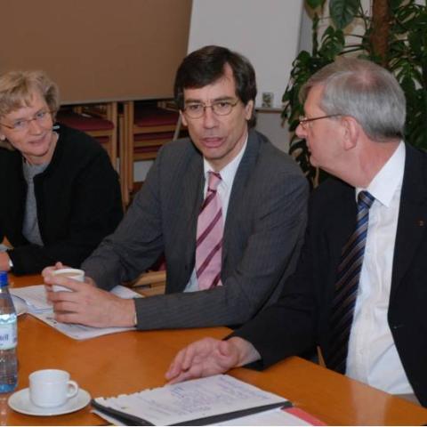 taatsekretär Winands kennen Sie; rechts im Bild ist Herr Karl Schiewerling, MdB, Landesvorsitzender Kolping NRW