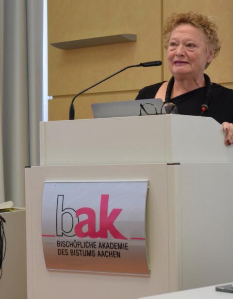 Elisabeth Vanderheiden, Bundesvorsitzende der Katholischen Erwachsenenbildung Deutschland e.V. (KEB)